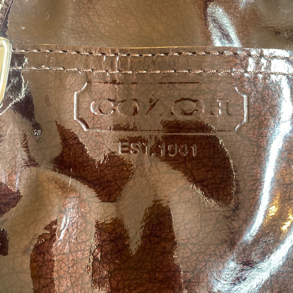 Classic Coach mahogany-brown patent leather tote handbag